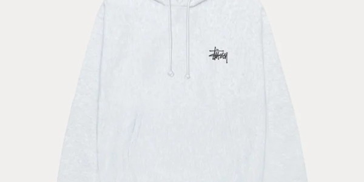 Η Νέα Ιεραρχία του Streetwear το 2025: Γιατί η Stüssy Κυριαρχεί